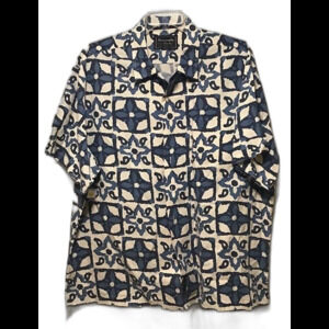 Abercrombie & Fitch Navy Geometric Mosaic Tile Print Short Sleeve - Large